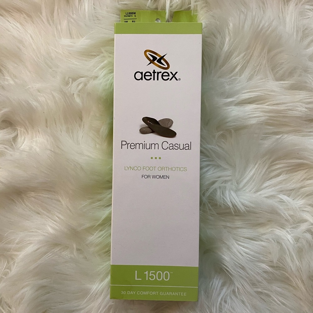 Aetrex orthotics (size 6)